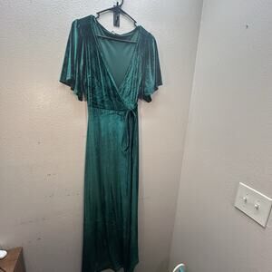 Baltic Born Emerald Green Velvet Velour Wrap Dress Women's Size M Maxi Formal